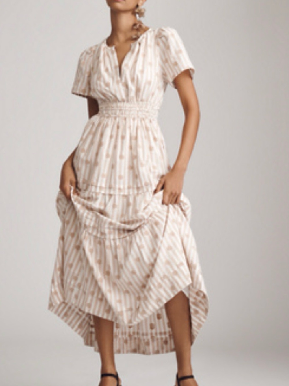 NWT - Anthropologie’s The Somerset embroidered floral maxi dress (Size M)